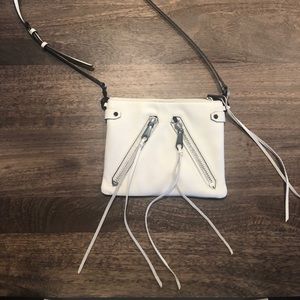 Crossbody purse